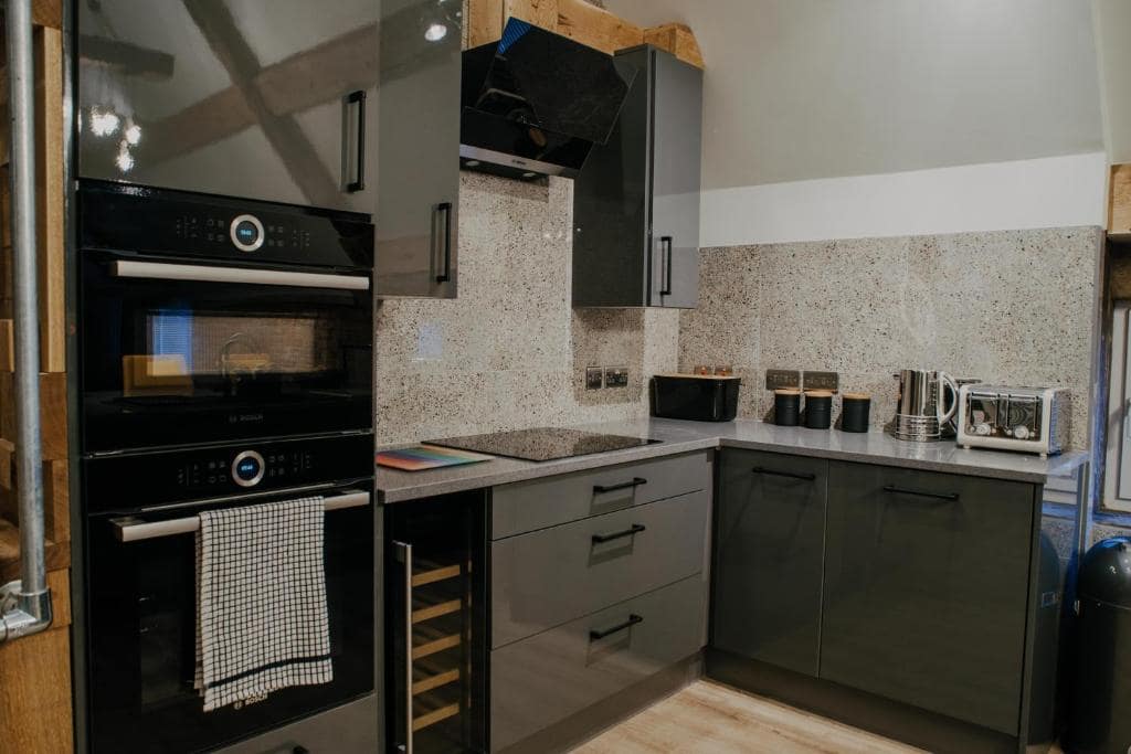 Butler Kitchen Min